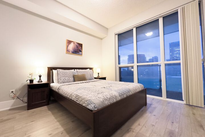 Room 10 of 96
