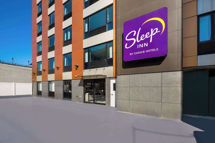 Exterior of Sleep Inn Bronx - Soundview