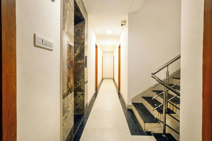 Hotel Interior 4 of 48