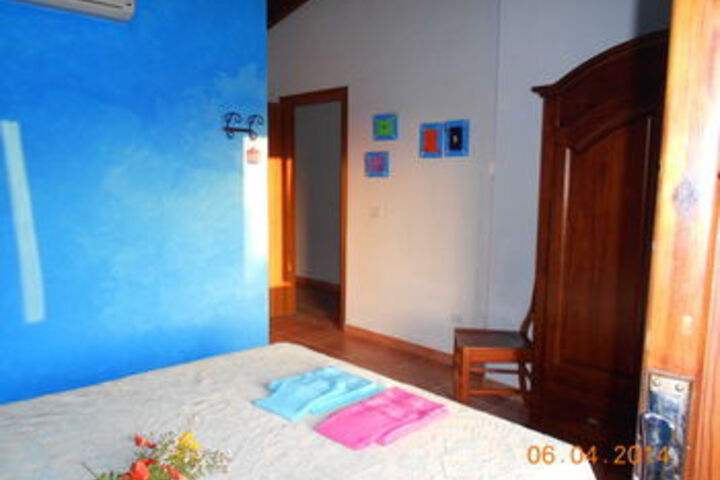 Room 15 of 26