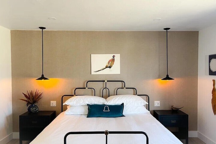 Room 19 of 41
