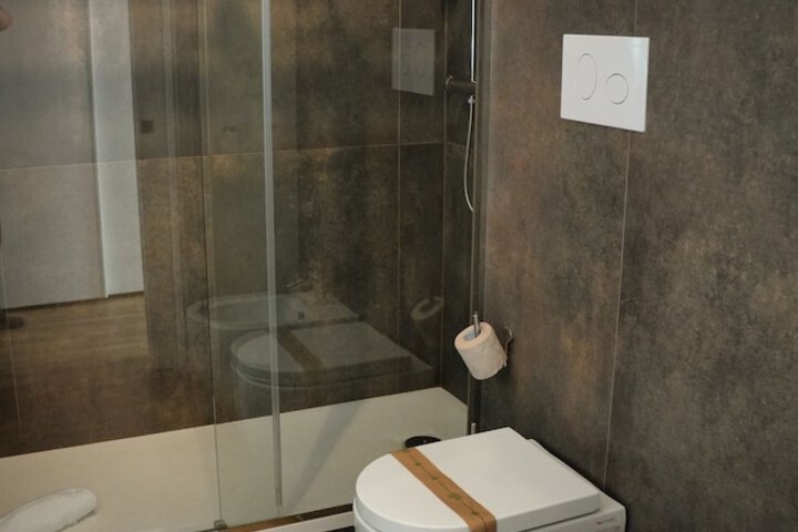Room 43 of 61