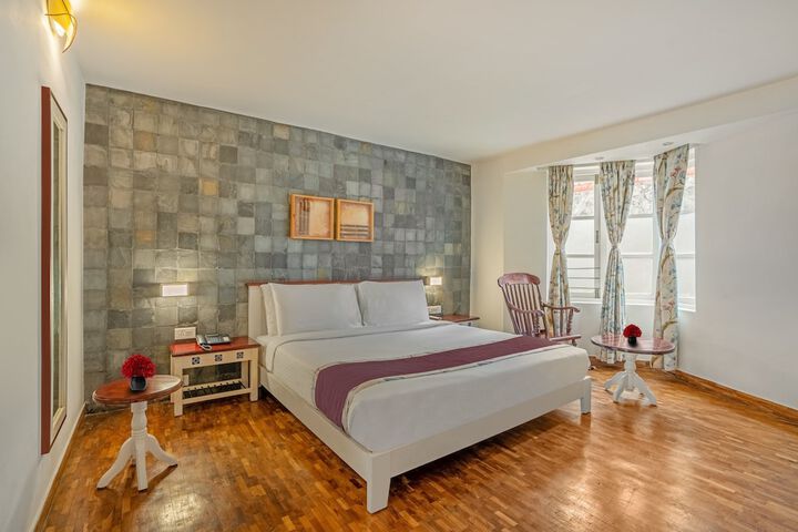 Room 10 of 153