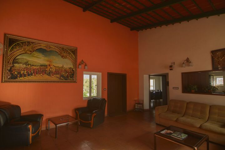 Room 11 of 47