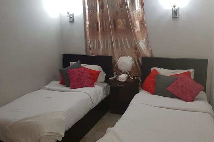 Room 8 of 38