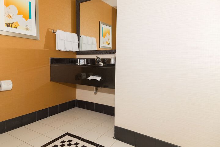 Bathroom sink