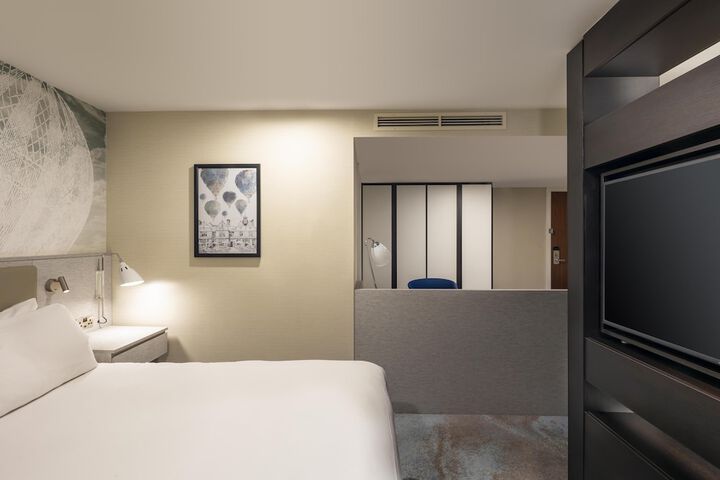 Room 69 of 179