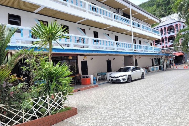 Hotel 202 of 208