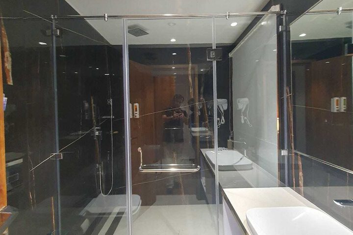 Room 62 of 126