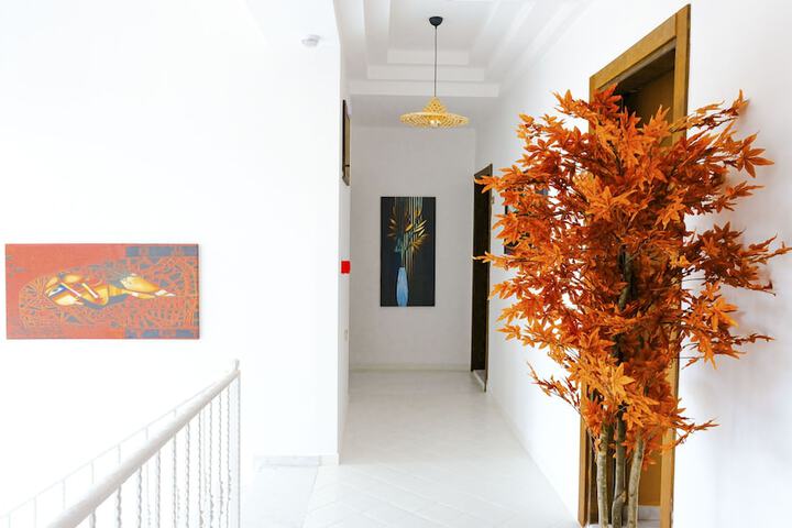Ballroom/Hall 22 of 28