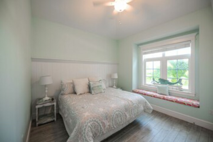Room 25 of 25