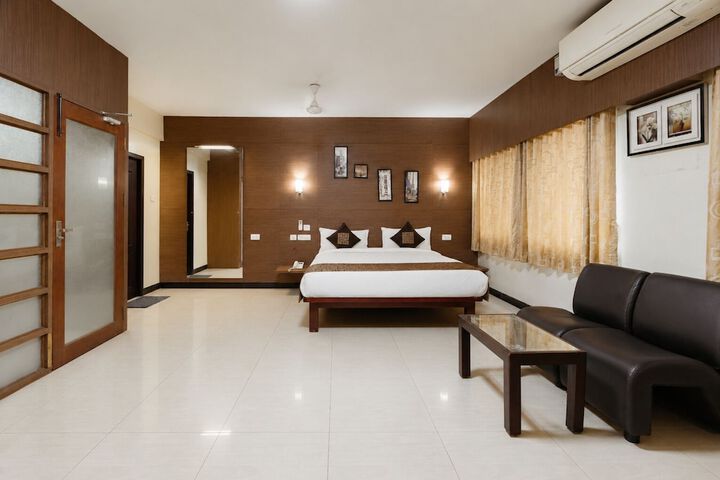 Room 18 of 30