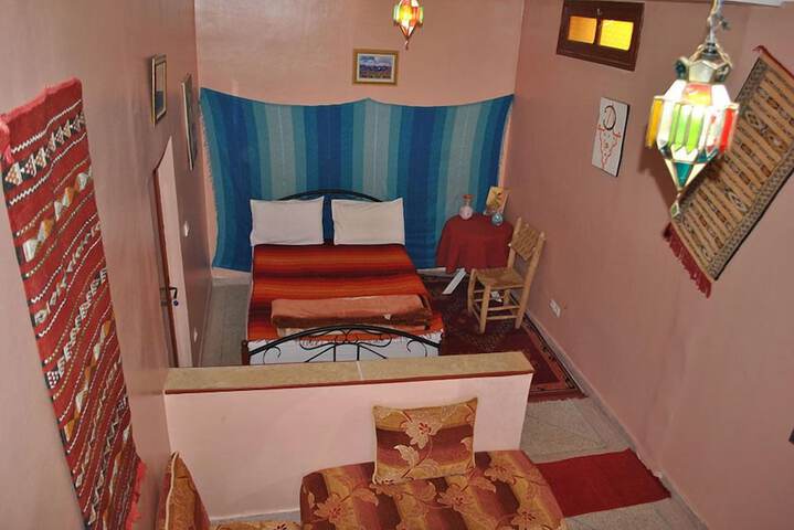 Room 11 of 23