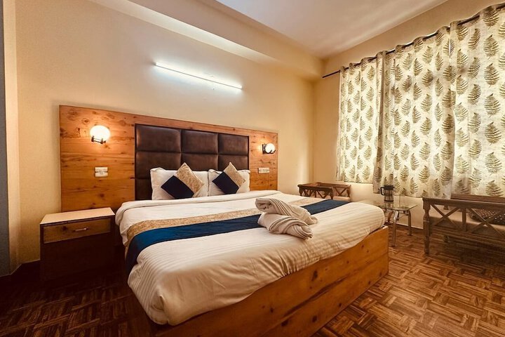 Room 3 of 27