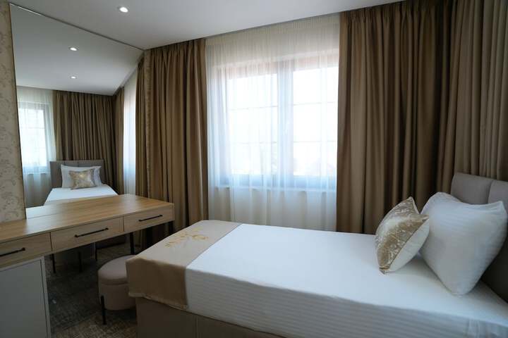 Room 19 of 51