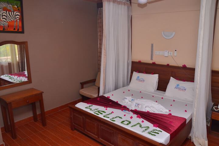 Room 6 of 40