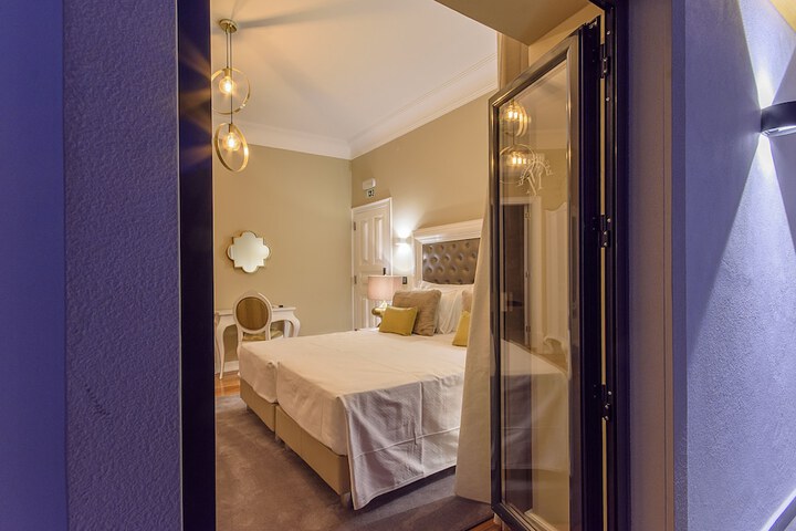 Room 56 of 114