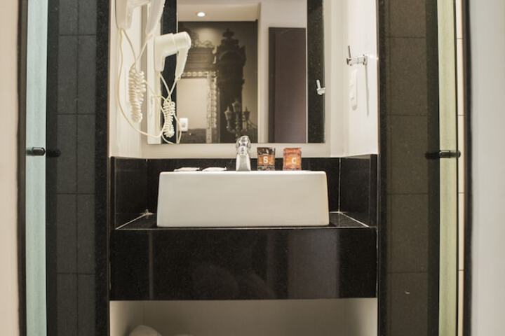 Bathroom Interior Photo