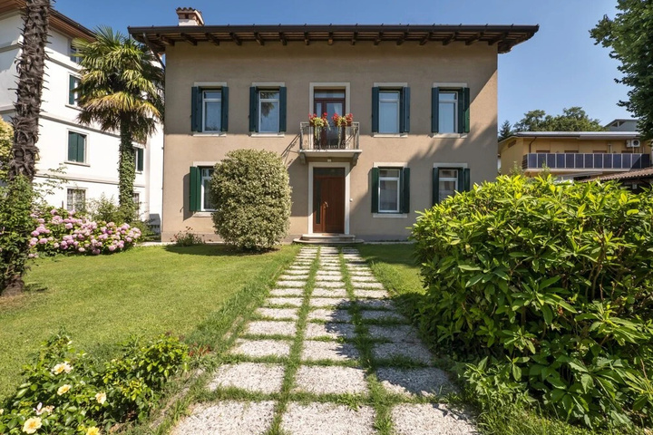 Holiday Home Casa Con Le Rose by Interhome