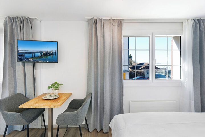 Room 21 of 62