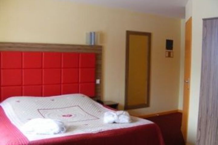 Room 11 of 22