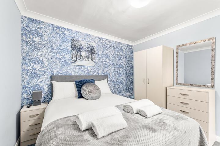 Room 10 of 29