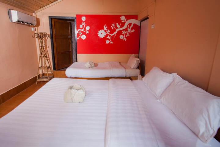 Room 8 of 41