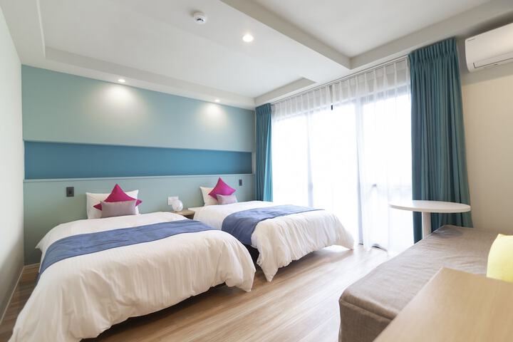 Room 5 of 22