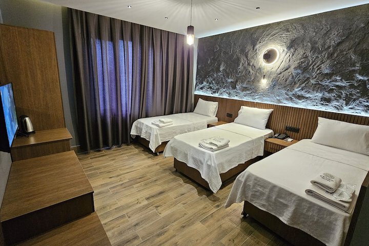 Room 11 of 39