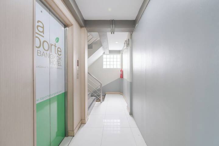 Elevator