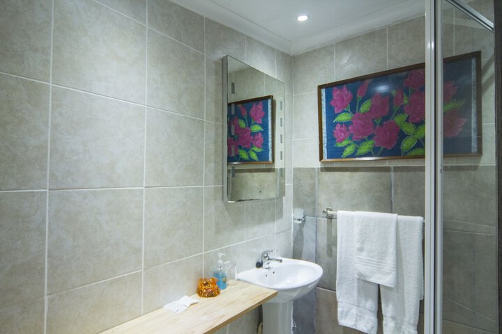 Room 16 of 62