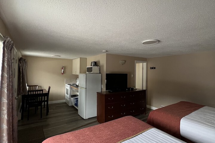 Room 55 of 151
