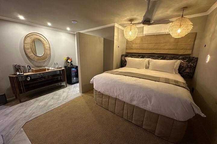 Room 14 of 81