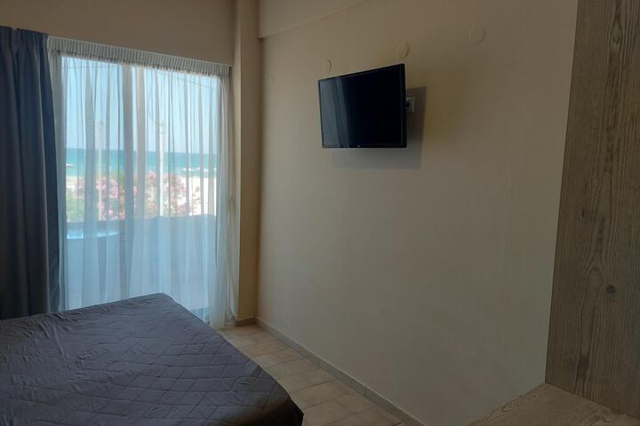 Room 39 of 106