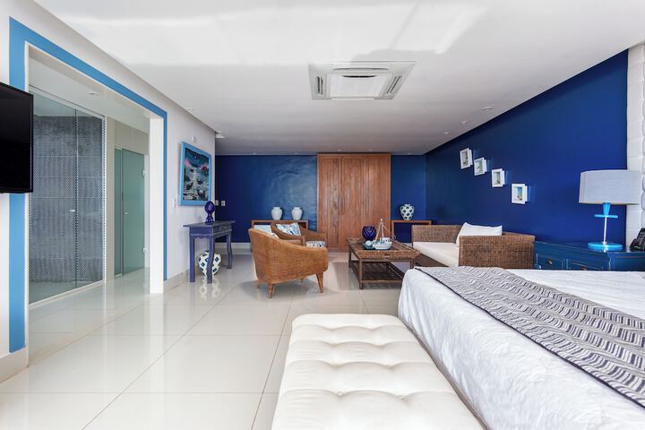 Room 43 of 132