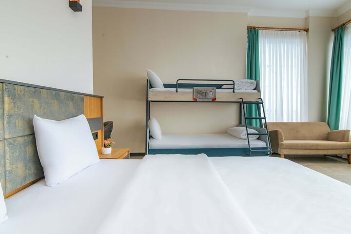 Room 26 of 52