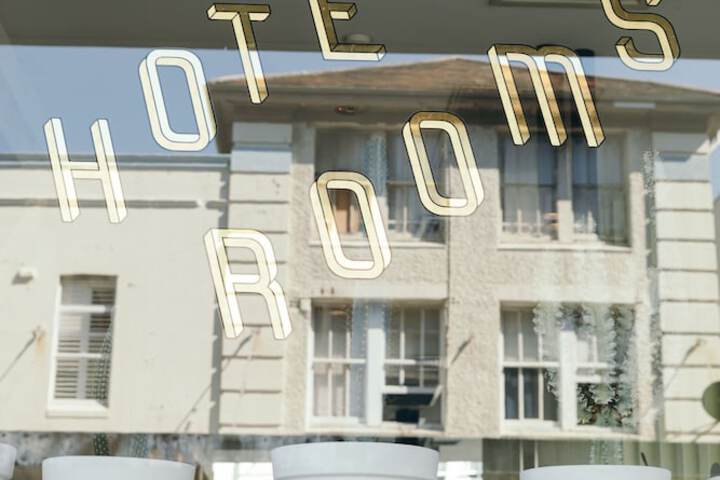 Hotel 70 of 79