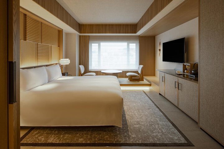 Room 21 of 124