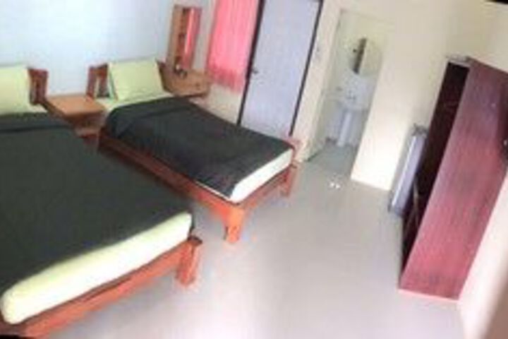 Room 15 of 26