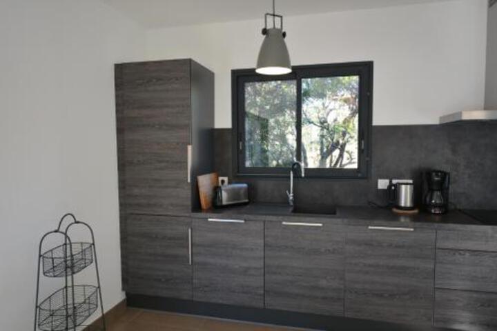 Image of LES 4 VALLE ES