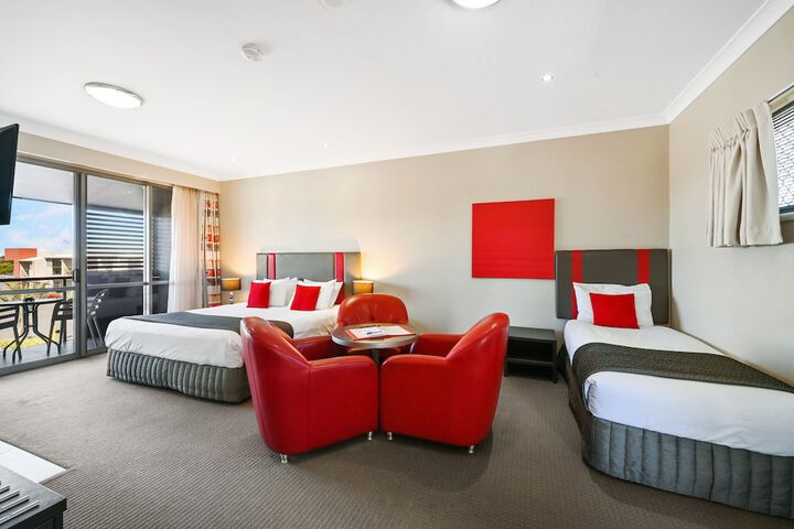 Room 5 of 72