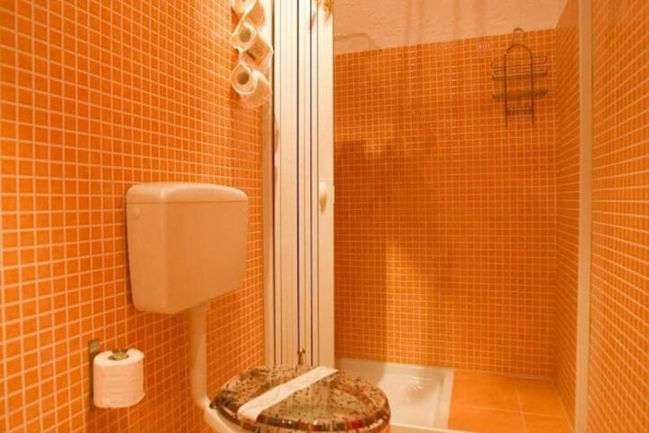 Clean Restrooms