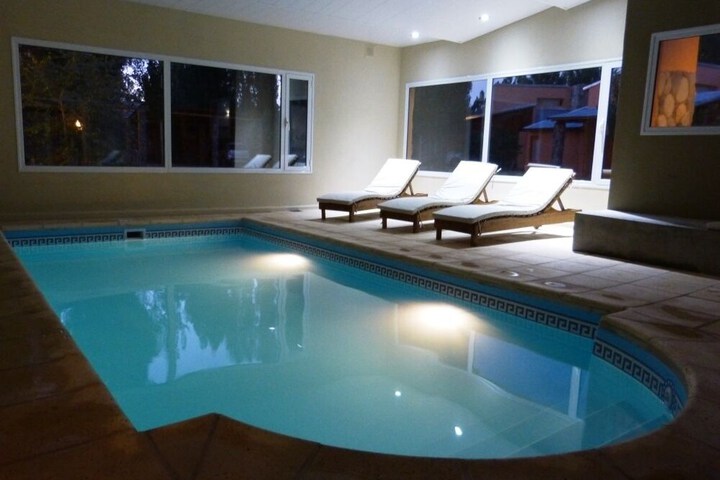 Hotel Pool