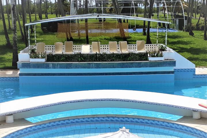 Pool 14 of 46