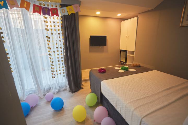 Room 32 of 117