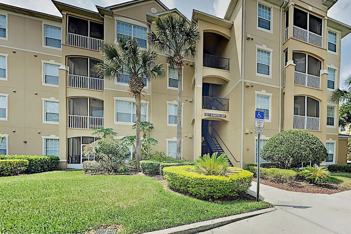 Family-friendly Windsor Hills - Near Disney! 3 Bedroom Condo
