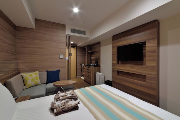 Room 11 of 47