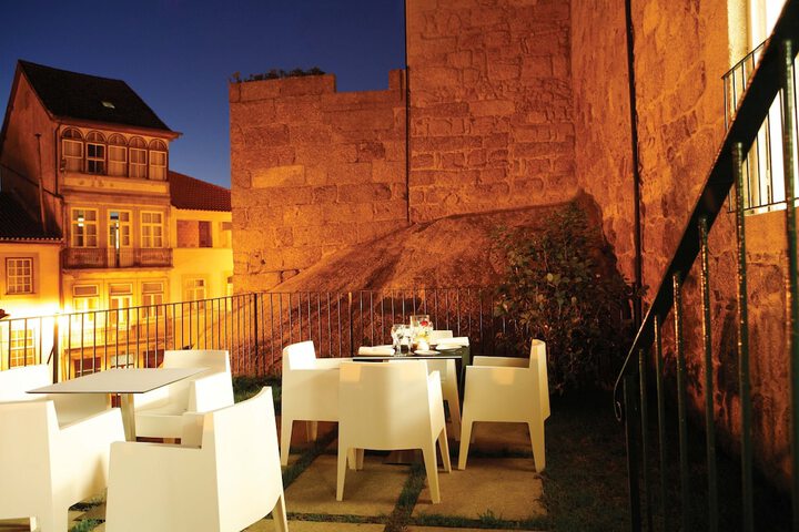 Montebelo Palácio dos Melos Viseu Historic Hotel in Viseu