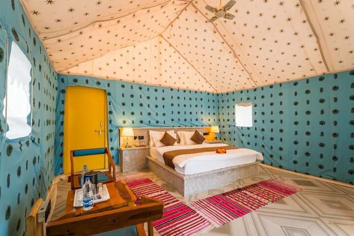 Room 10 of 23