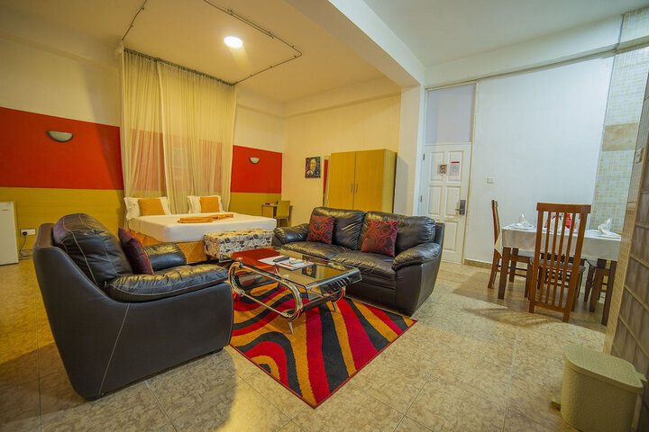 Room 27 of 57
